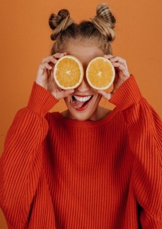 lady with oranges